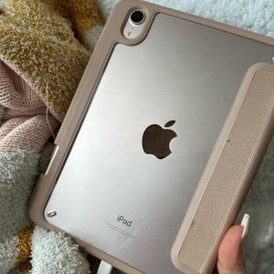 IPAD Mini 6 with case and Apple Pencil